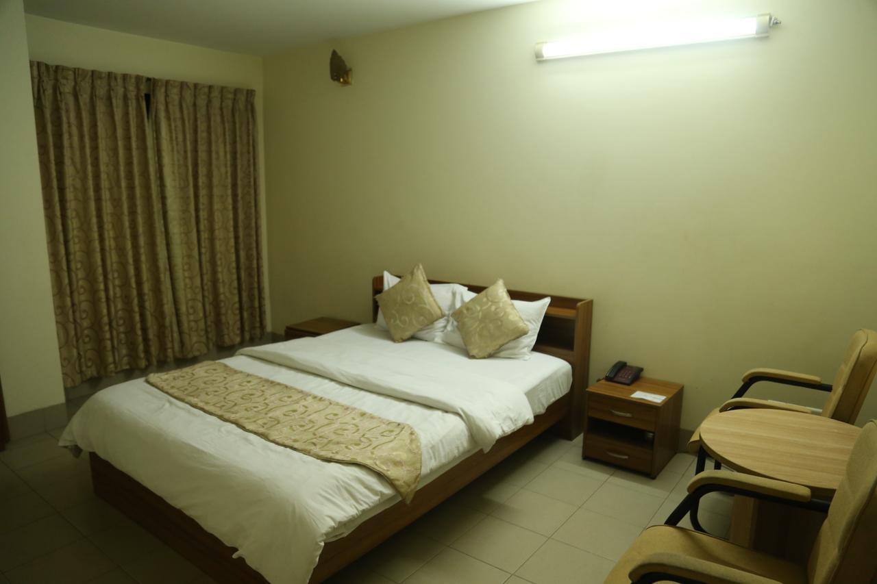 Hotel Golden City Sylhet Dış mekan fotoğraf